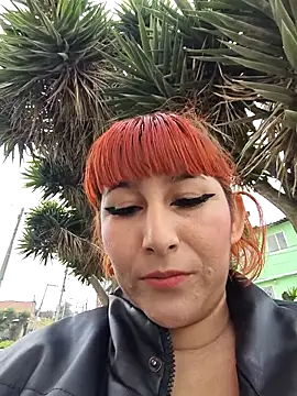 florecita9 online show from 5, 11, 2025