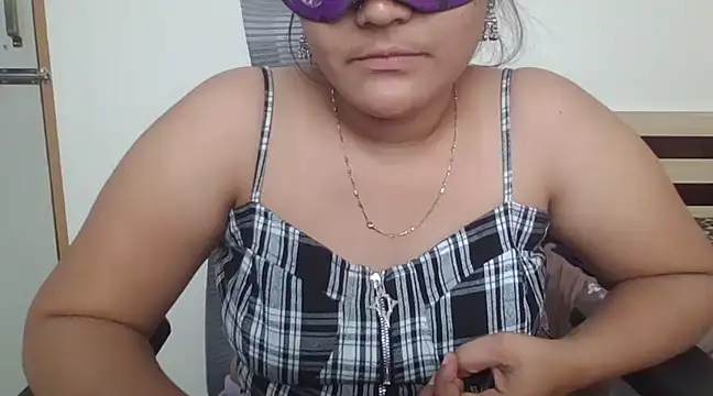 Snapshot of ammu_telugu_192 chatting on 7, 3, 2025 ammu telugu 192 online show from 7, 3, 2025