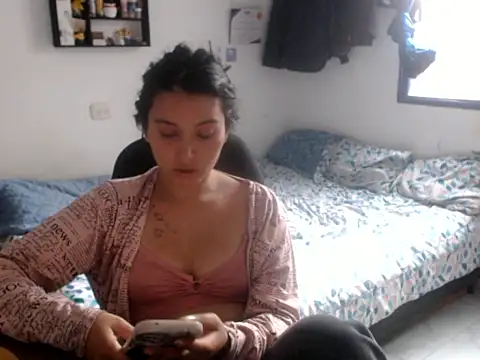 HannaKlein online show from 5, 1, 2026