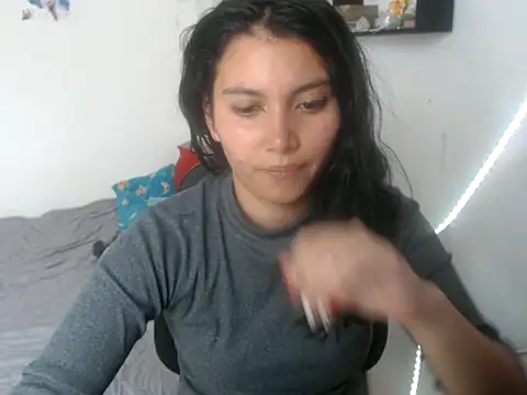 HannaKlein online show from 16, 12, 2025