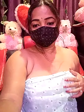 Snapshot of ella_mariya chatting on 20, 5, 2026 ella mariya online show from 20, 5, 2026
