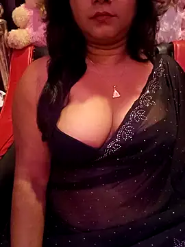 Snapshot of ella_mariya chatting on 30, 5, 2026 ella mariya online show from 30, 5, 2026