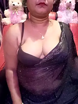 Snapshot of ella_mariya chatting on 23, 5, 2026 ella mariya online show from 23, 5, 2026