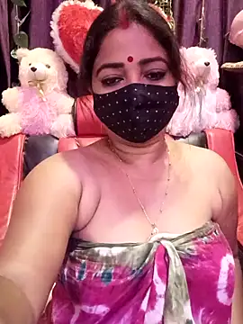 Snapshot of ella_mariya chatting on 25, 4, 2026 ella mariya online show from 25, 4, 2026
