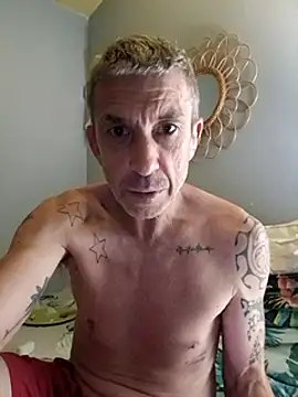 Snapshot of chris_sbh chatting on 5, 2, 2025 chris sbh online show from 5, 2, 2025