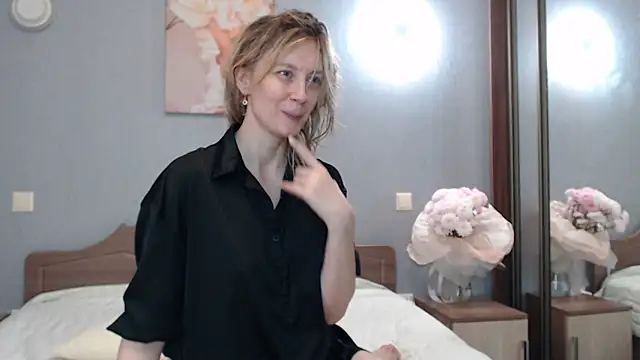 Snapshot of AvelinaLeoni chatting on 22, 1, 2025 AvelinaLeoni online show from 22, 1, 2025