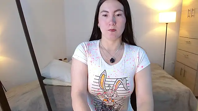 Elle Lee  online show from 1, 4, 2026