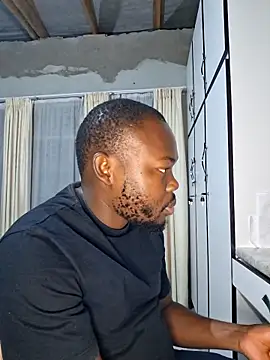 LaughRiotX online show from 19, 4, 2026