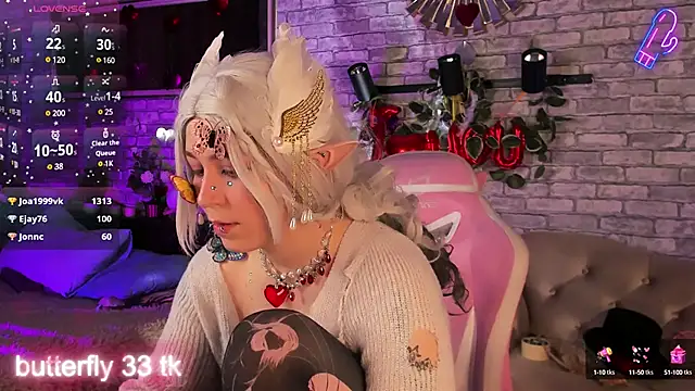 Alex Howell online show from 9, 3, 2025