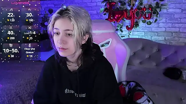 Alex Howell online show from 11, 3, 2025