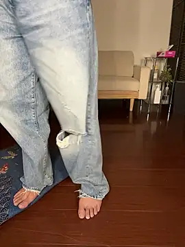 Snapshot of JP-MINT_oO_investigation_ chatting on 17, 10, 2025 JP-MINT oO investigation online show from 17, 10, 2025