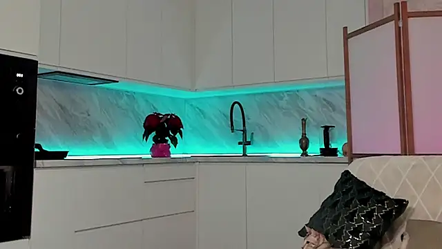 Snapshot of Devilina_V chatting on 7, 12, 2024 Devilina V online show from 7, 12, 2024