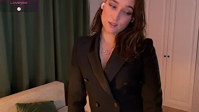 Pavlyna online show from 18, 11, 2025