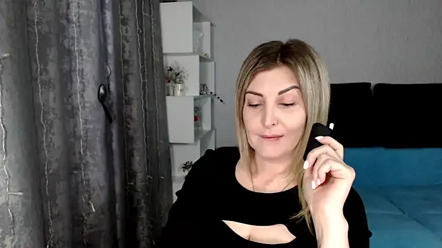 Snapshot of Amelia_Harper chatting on 28, 2, 2025 Amelia Harper online show from 28, 2, 2025