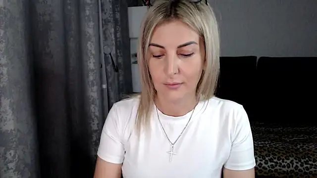 Snapshot of Amelia_Harper chatting on 13, 9, 2025 Amelia Harper online show from 13, 9, 2025