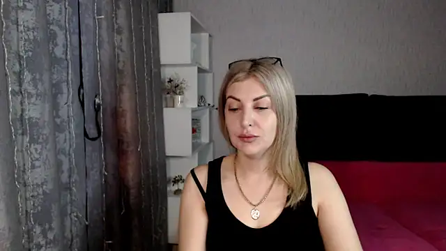 Snapshot of Amelia_Harper chatting on 18, 3, 2025 Amelia Harper online show from 18, 3, 2025