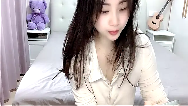 aisha123123 online show from 15, 11, 2025