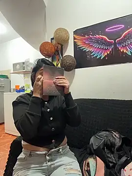 karenlennox1 online show from 16, 12, 2025