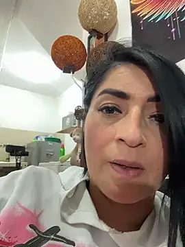 karenlennox1 online show from 13, 1, 2026