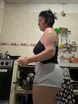 karenlennox1 online show from 18, 1, 2026