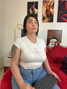 Snapshot of karenlennox1 chatting on 28, 5, 2026 karenlennox1 online show from 28, 5, 2026
