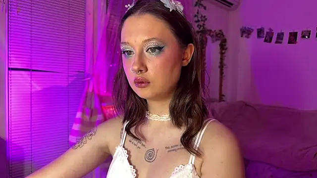 Snapshot of Jenny_darling_love chatting on 20, 6, 2026 Jenny darling love online show from 20, 6, 2026