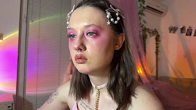 Snapshot of Jenny_darling_love chatting on 26, 7, 2026 Jenny darling love online show from 26, 7, 2026