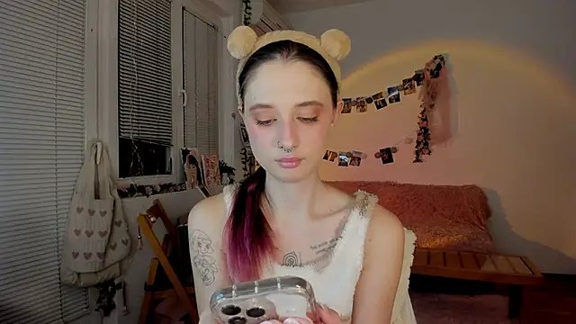 Snapshot of Jenny_darling_love chatting on 24, 12, 2024 Jenny darling love online show from 24, 12, 2024