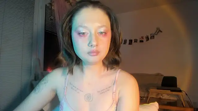 Jenny darling love online show from 14, 3, 2026