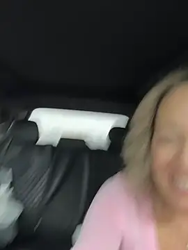 Cherry-red-xo online show from 5, 2, 2026