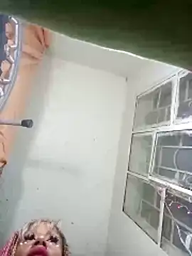 Snapshot of Raychel1111 chatting on 2, 4, 2026 Raychel1111 online show from 2, 4, 2026