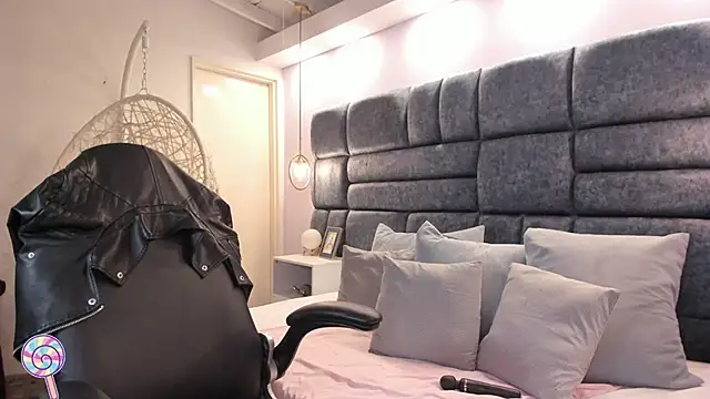 sagitariuus girll online show from 14, 2, 2026