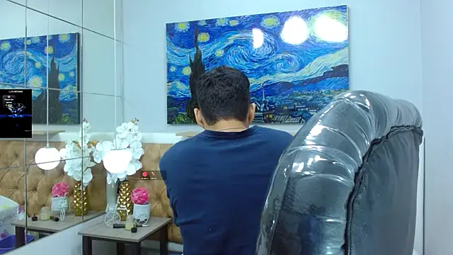 SkinnyBoy  online show from 5, 11, 2025