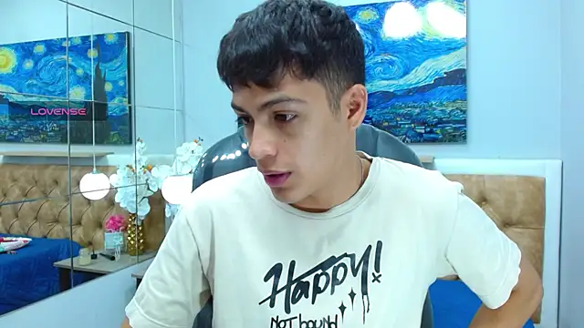 SkinnyBoy  online show from 13, 11, 2025