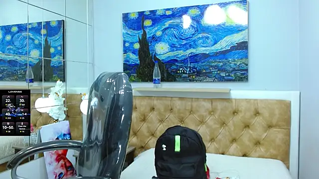 SkinnyBoy  online show from 10, 10, 2025