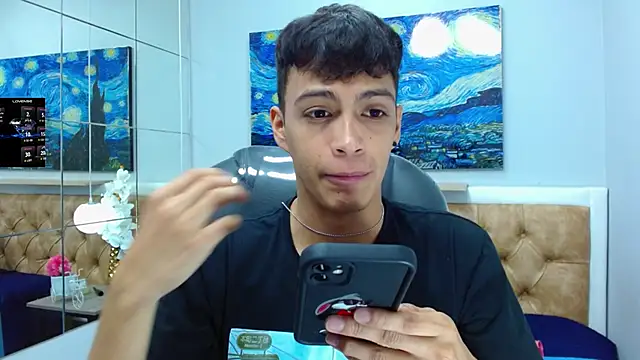 SkinnyBoy  online show from 13, 10, 2025