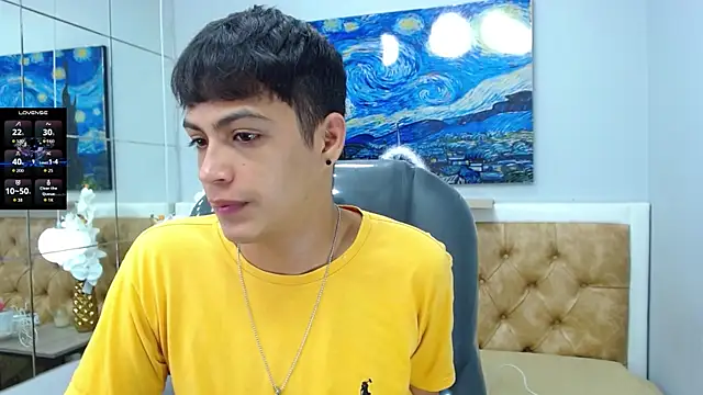 SkinnyBoy  online show from 25, 9, 2025