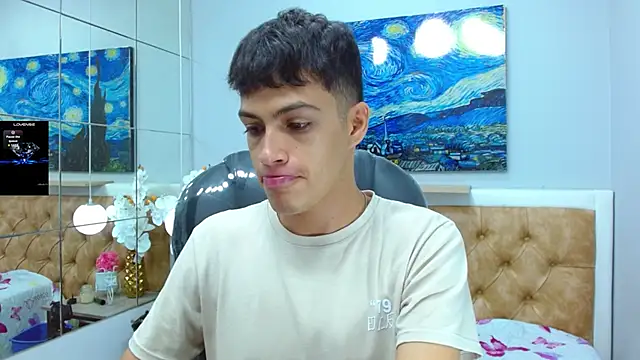 SkinnyBoy  online show from 4, 11, 2025