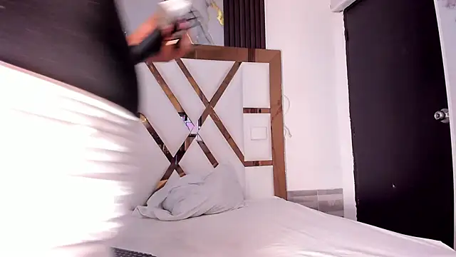 molly sweetee online show from 29, 3, 2026