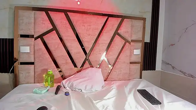 Snapshot of molly_sweetee chatting on 27, 11, 2025 molly sweetee online show from 27, 11, 2025