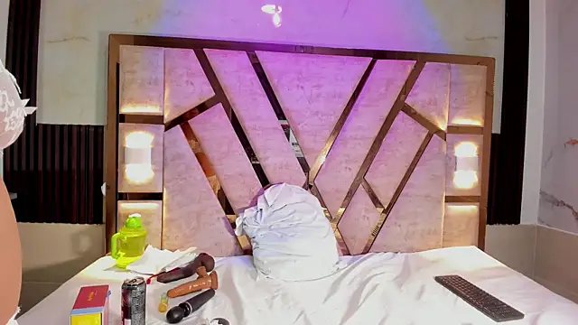 molly sweetee online show from 17, 12, 2025