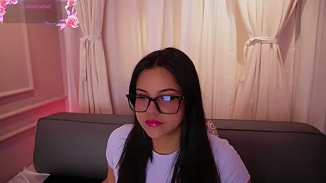 Sophia wilsonn  online show from 4, 10, 2025
