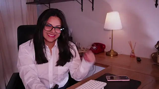 Sophia wilsonn  online show from 23, 9, 2025