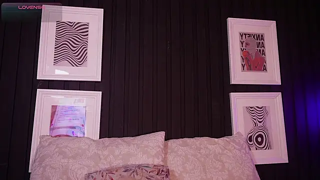 Sophia wilsonn  online show from 18, 3, 2026