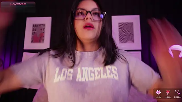 Sophia wilsonn  online show from 24, 3, 2026