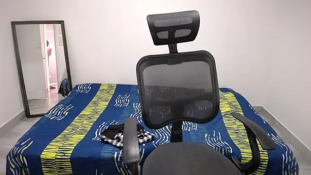 present the magic online show from 24, 11, 2025