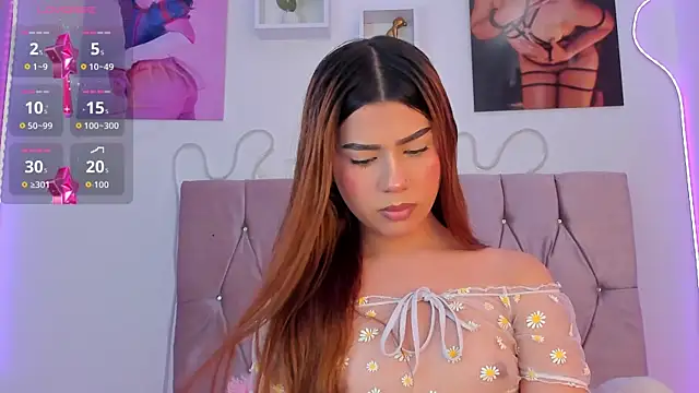 Ashley piinkk  online show from 8, 11, 2025