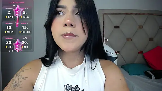 Ashley piinkk  online show from 16, 6, 2026