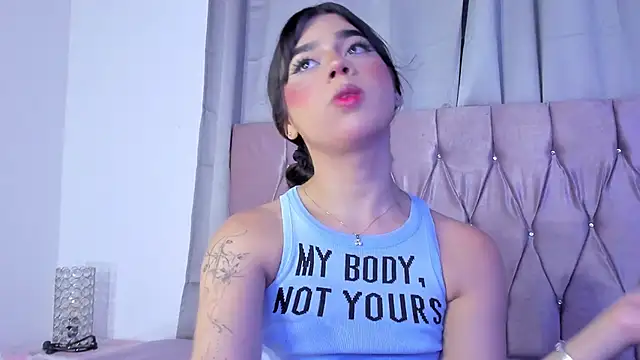 Snapshot of Ashley_piinkk_ chatting on 25, 2, 2025 Ashley piinkk online show from 25, 2, 2025
