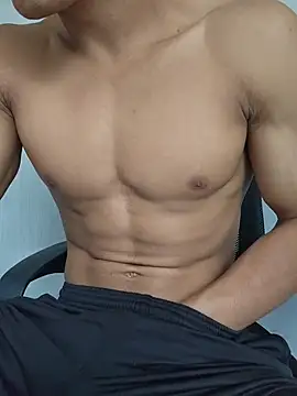 Snapshot of Jhonyblack_1 chatting on 4, 6, 2026 Jhonyblack 1 online show from 4, 6, 2026